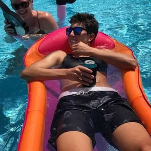 Meet your Posher, Ricki